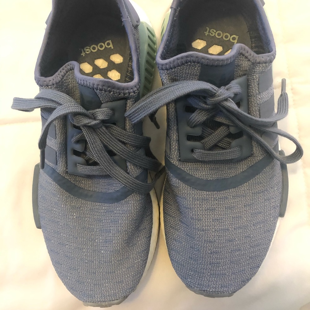 Adidas Sneakers
